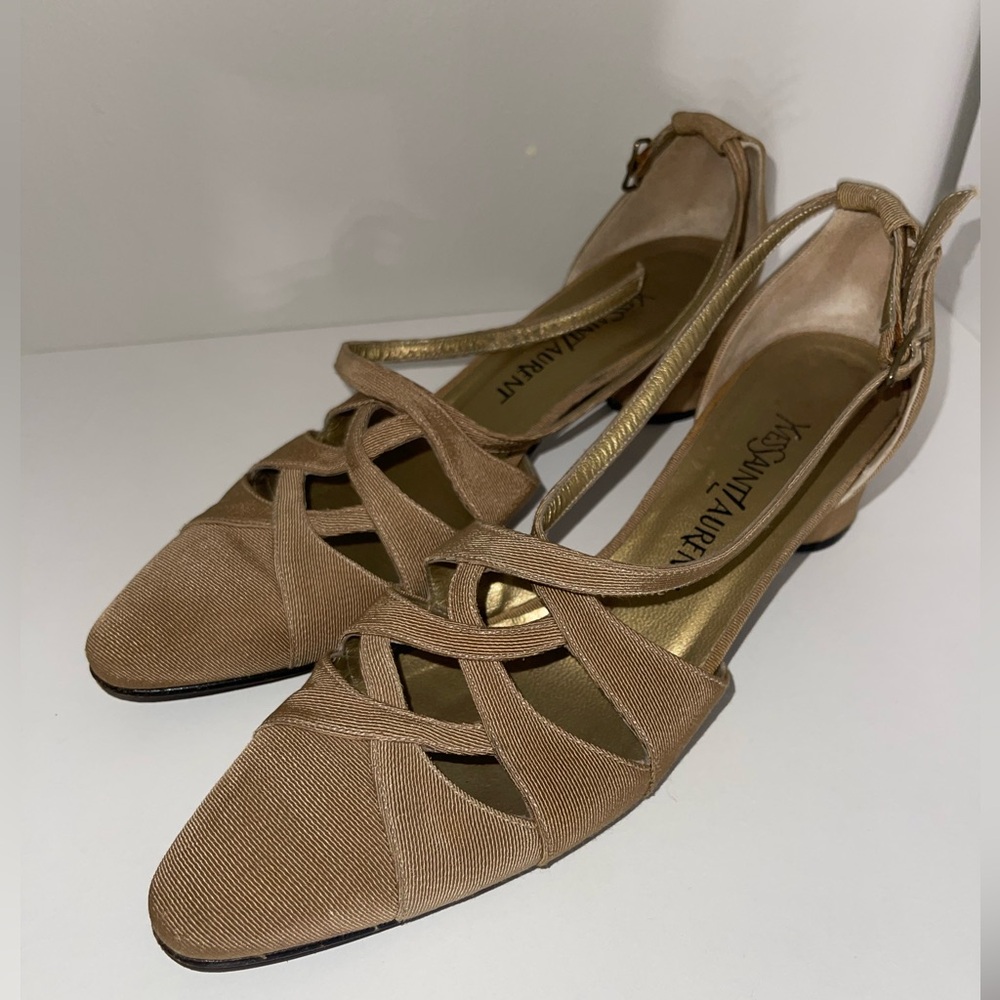 Yves Saint Laurent kitten heels